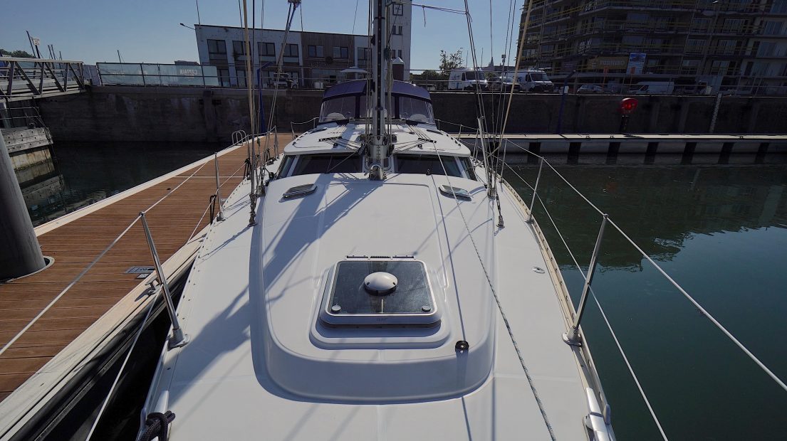 Jeanneau 43DS - 10 (1)