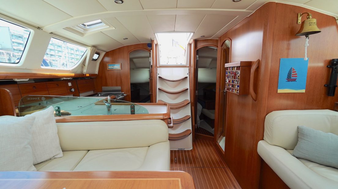 Jeanneau 43DS - 10