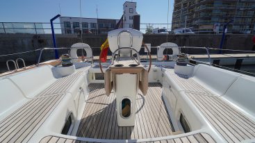 Jeanneau 43DS - 23 (1)