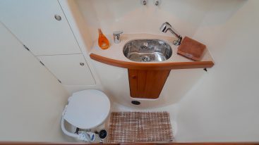 Jeanneau 43DS - 26