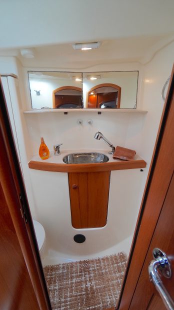Jeanneau 43DS - 27