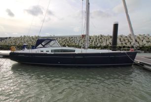 Beneteau Oceanis 46 Hang Loose - 27