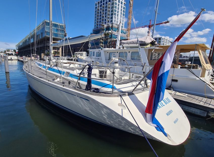 Nautor Swan 60 Marie Blue hull - 3