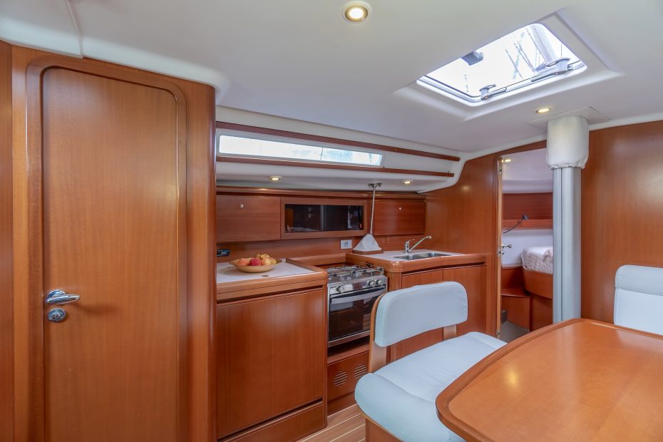 Grand Soleil 37 B&C Wicked Lady 6 - 002e