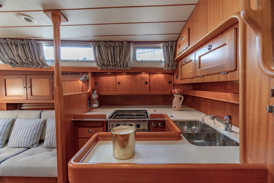Hallberg-Rassy 48 Voice of the Sea - 003k