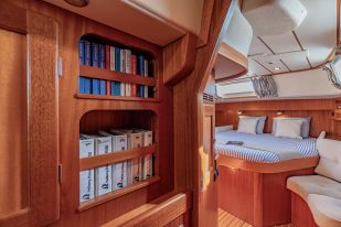Hallberg-Rassy 48 Voice of the Sea - 003t