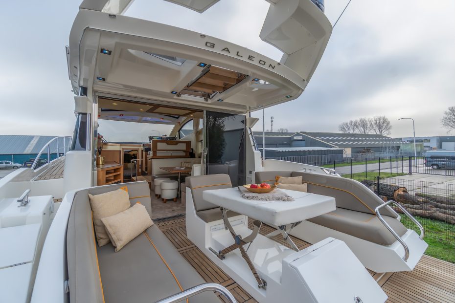 Galeon 430 Skydeck - 001nn
