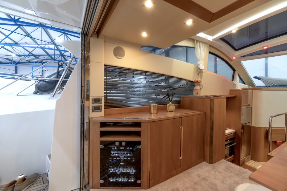 Galeon 430 Skydeck - 002c