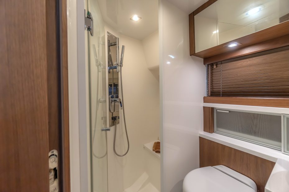 Galeon 430 Skydeck - 002o