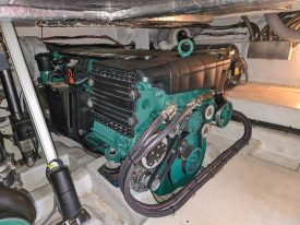 Galeon 430 Skydeck - 003b